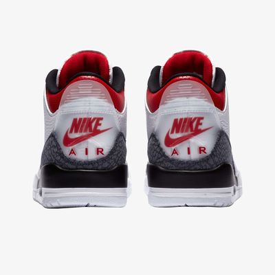 Air Jordan 3 Retro SE