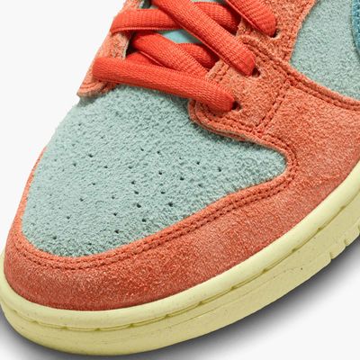 Nike SB Dunk Low Pro Premium