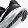 Nike Revolution 8