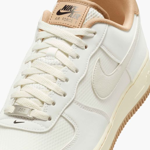 Nike Air Force 1 '07 LV8