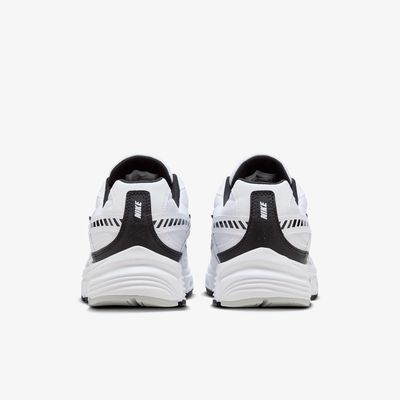 Nike Initiator