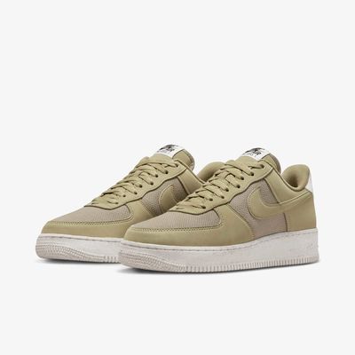 Nike Air Force 1 '07 LV8