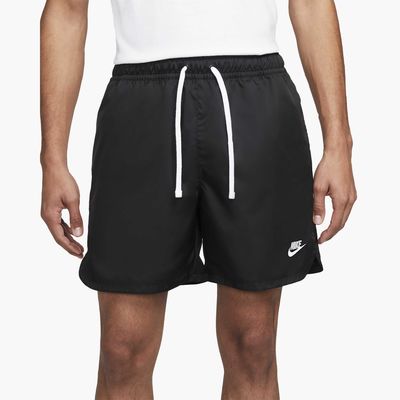 Nike Sportswear Essentials