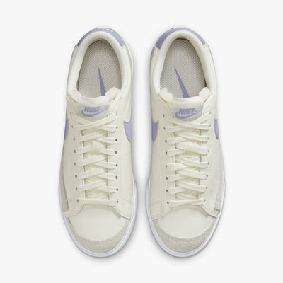 Nike Blazer Low Platform