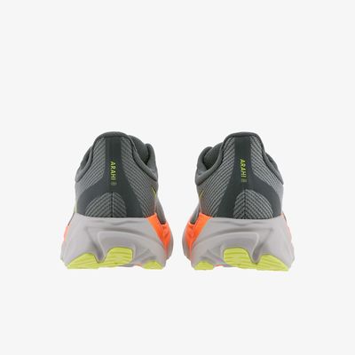 Hoka One One Arahi 8