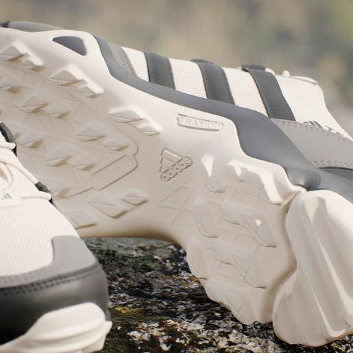 adidas Terrex AX2S