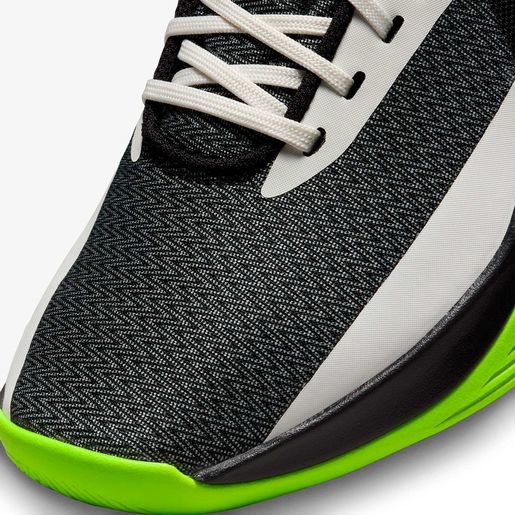 Nike Precision 6