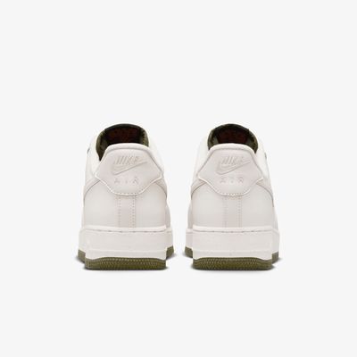 Nike Air Force 1 '07 LV8