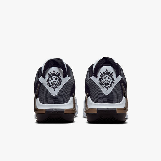 LeBron Witness 7
