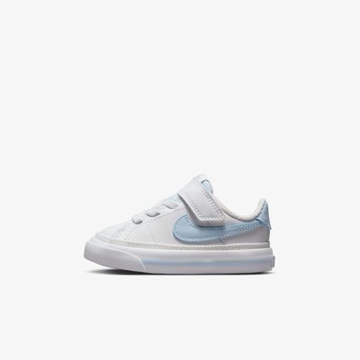 Nike Court Legacy