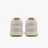 Nike Dunk Mid