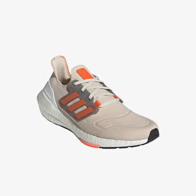 adidas Ultraboost 22