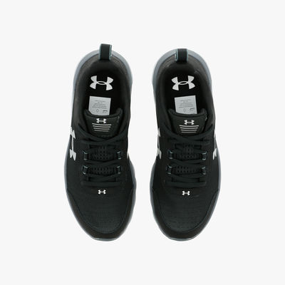 Under Armour Assert 8