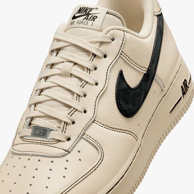 Nike Air Force 1 '07 LV8