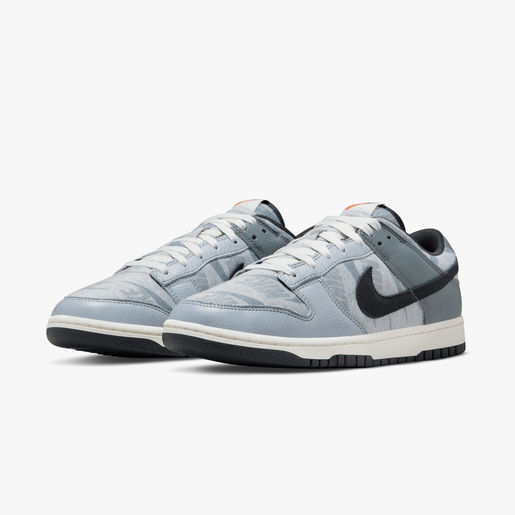 Nike Dunk Low SE
