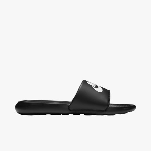 Nike Victori One