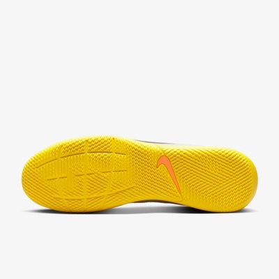 Nike Tiempo Legend 9 Club IC