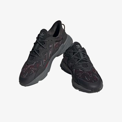 adidas OZWEEGO