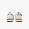 Nike Venture Runner