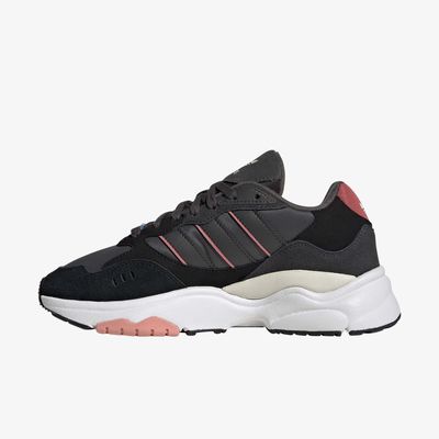 adidas Retropy F90